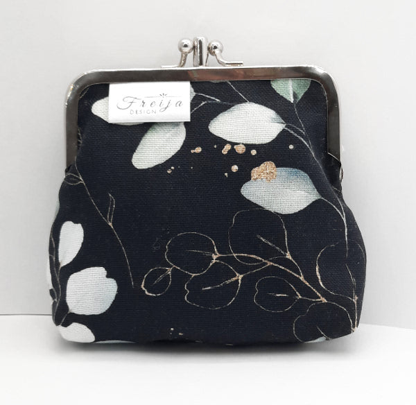 Ellen - tuplakukkaro 2